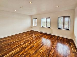 Photo 6- click for photo gallery